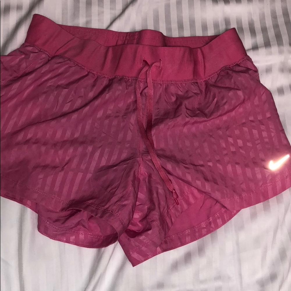 Dri-fit pink nike shorts 🔥🔥 BRAND NEW TAGS ON